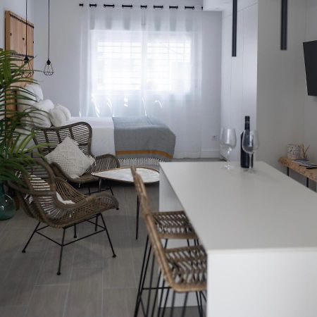 Lovely Suites Tarifa, Estudio A Estrenar En El Centro Y Muy Cerca De La Playa Dış mekan fotoğraf